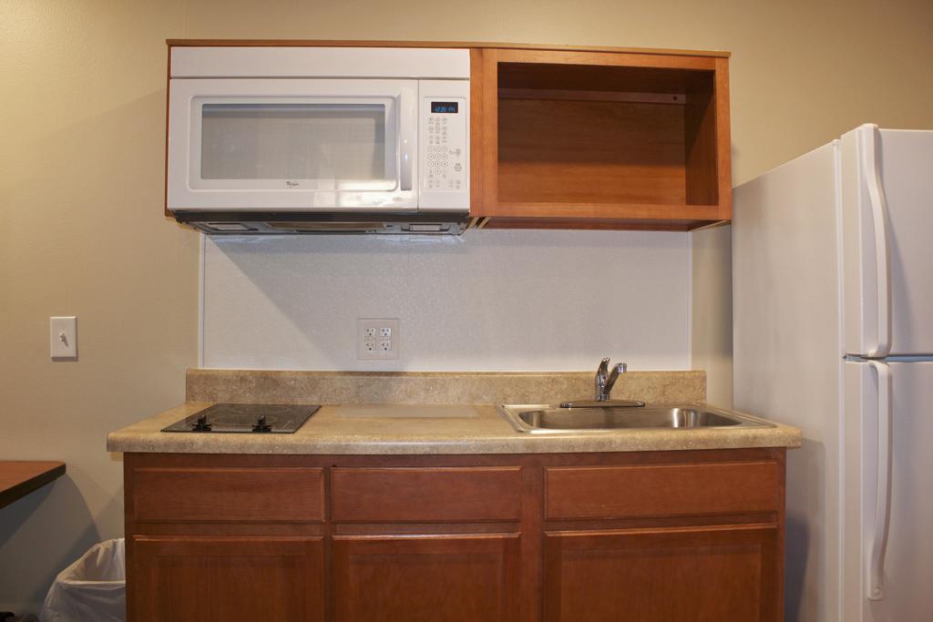 Woodspring Suites Williston Kamer foto