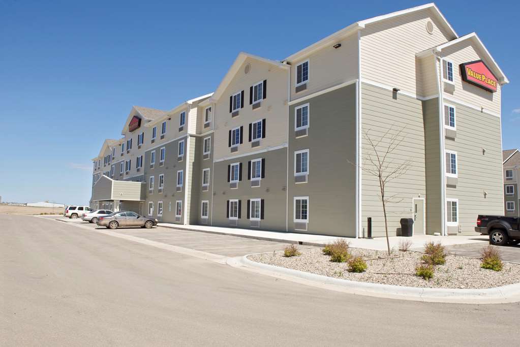 Woodspring Suites Williston Buitenkant foto